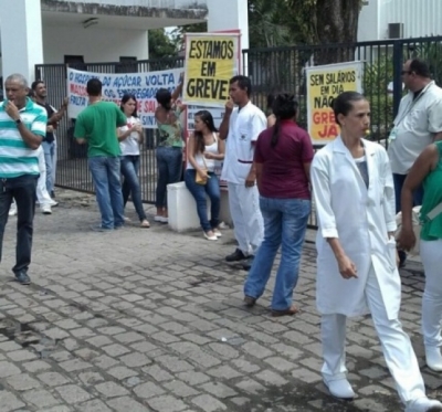 Sem previsão de pagamento, trabalhadores intensificam greve no Hospital do Açúcar