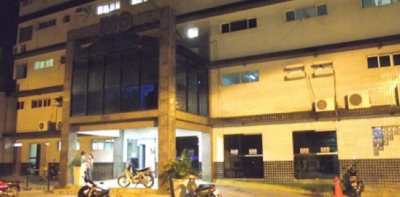 Hospital Afra Barbosa deve dois meses de salários a funcionários