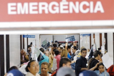 Crise também afeta saúde nos municípios; Sateal cobra compromisso com servidores e população